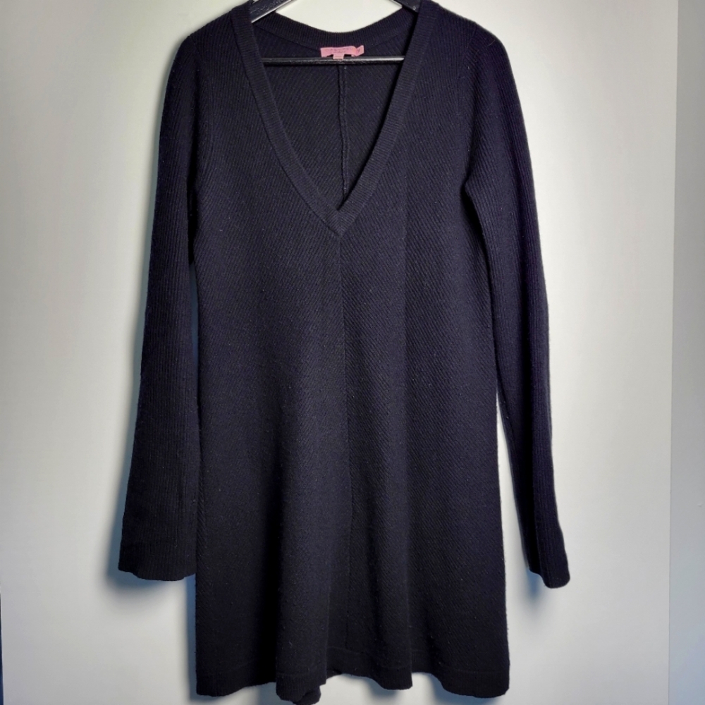 Calypso St Barth 100% Cashmere V-Neck Sweater Dress in black.